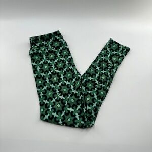 LuLaRoe One Size (OS) Leggings – Buttery Soft Stretchy Printed Leggings